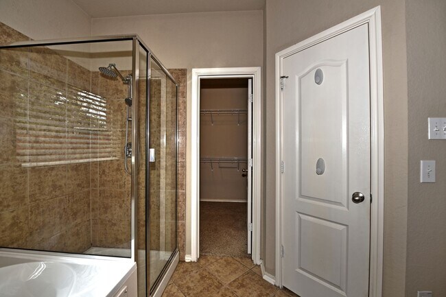 Foto del edificio - GREAT HOME 4/3/2