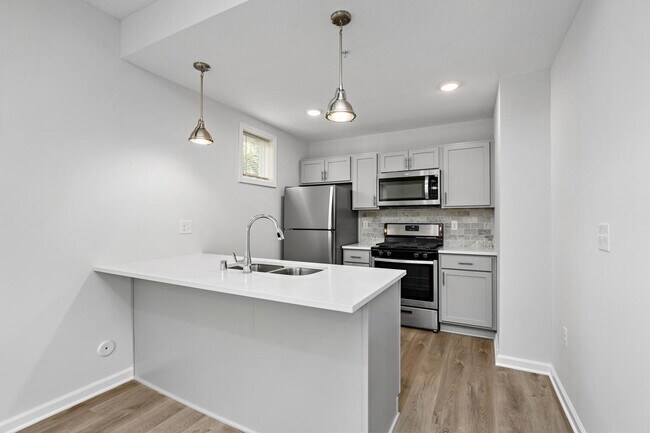 Foto del edificio - 2109 Aldrich Ave S