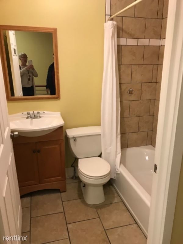 Foto del edificio - 1 br, 1 bath Apartment - 2725 E Allegheny Ave