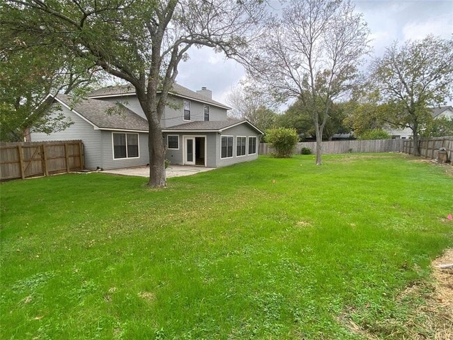 Foto del edificio - 1903 Terisu Cove