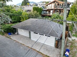 Building Photo - 459 2nd St E