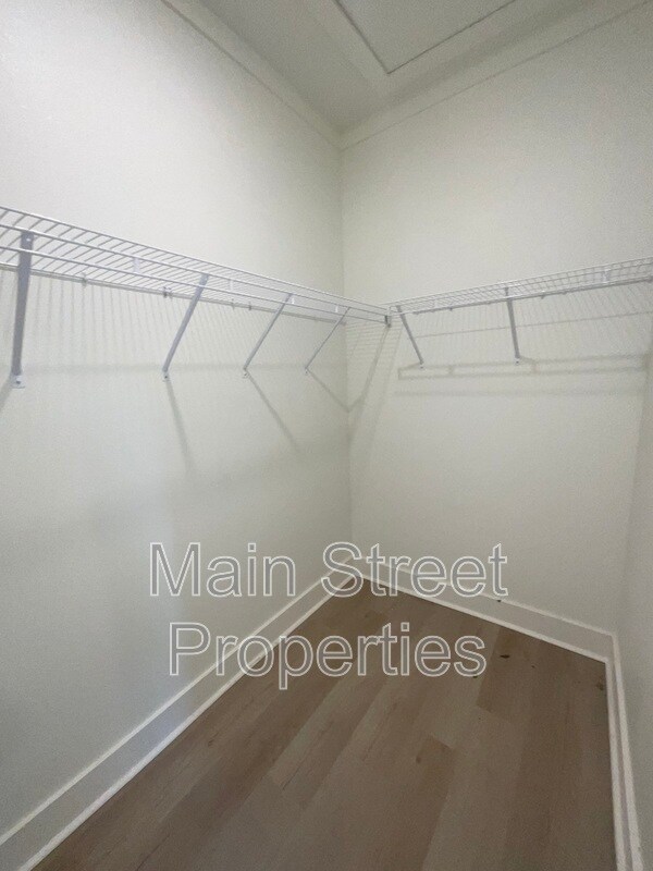 Building Photo - 1322 N 7th Ave