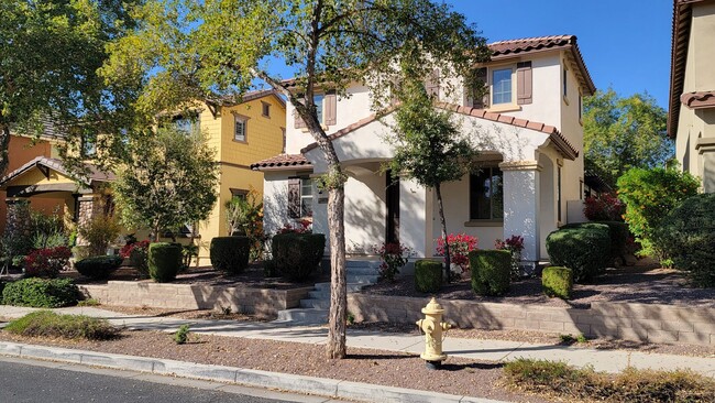 Building Photo - Great Location in Verrado Near Parks and S...