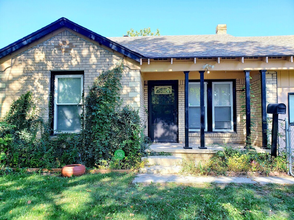 1523 Matlock Dr, Wichita, KS 67208 House for Rent in Wichita, KS