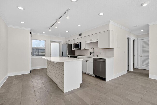 Foto del edificio - 624 Southwind Cir