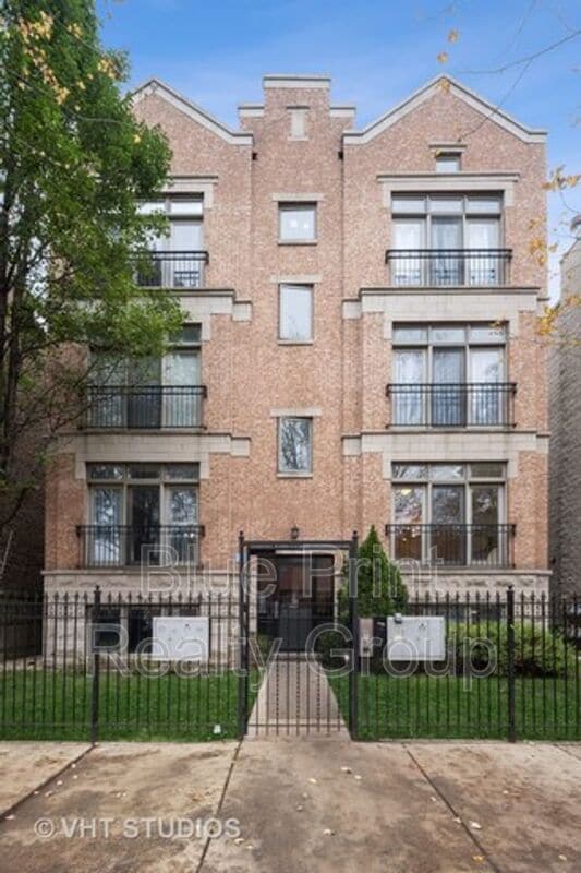 Primary Photo - 4143 S Wabash Ave