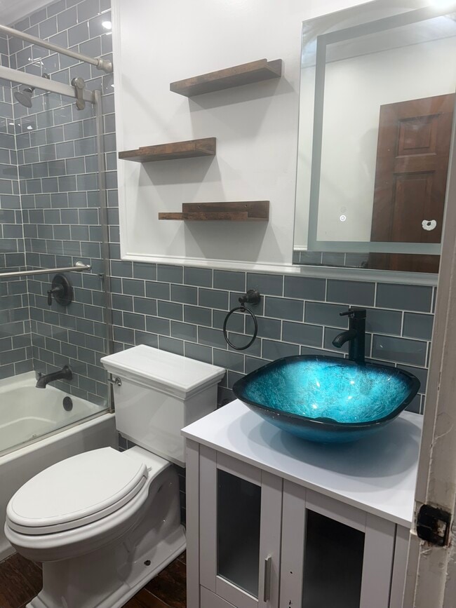 Building Photo - 54 Murray Ave