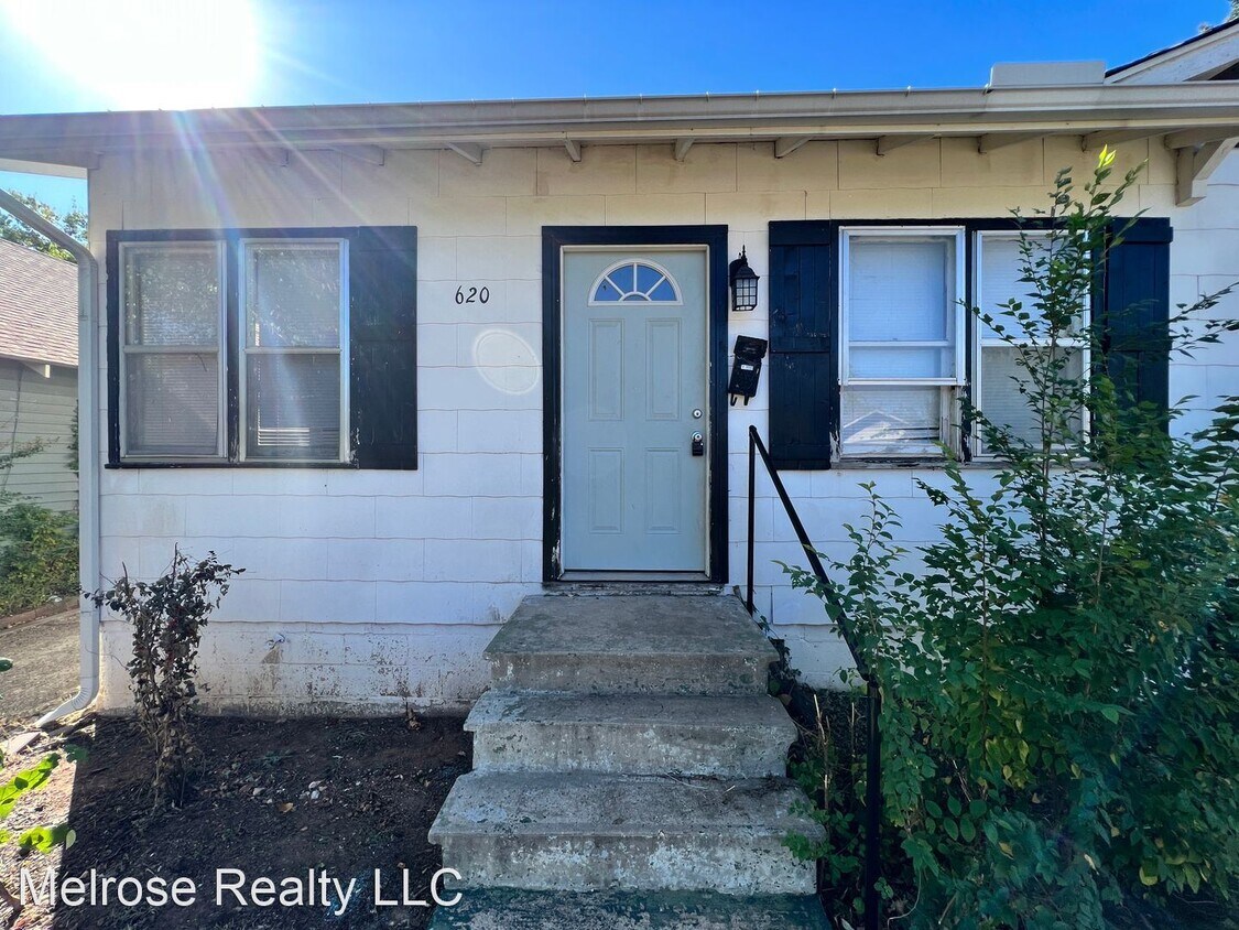 Foto principal - 1 br, 1 bath House - 620 NW 27th Street