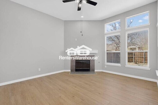 Foto del edificio - MOVE IN READY - ALLEN  TEXAS - 4 BEDS 2 BATHS