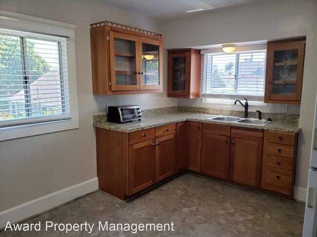 Foto del edificio - 1 br, 1 bath House - 4626 Date Ave