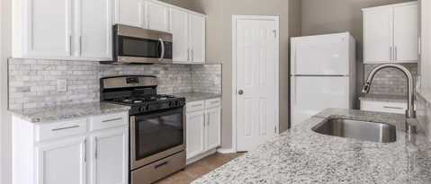 Foto del edificio - 1617 Diana Dr