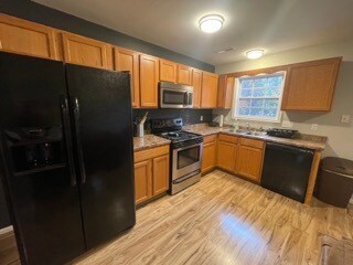 Building Photo - 151 Eagle Dr