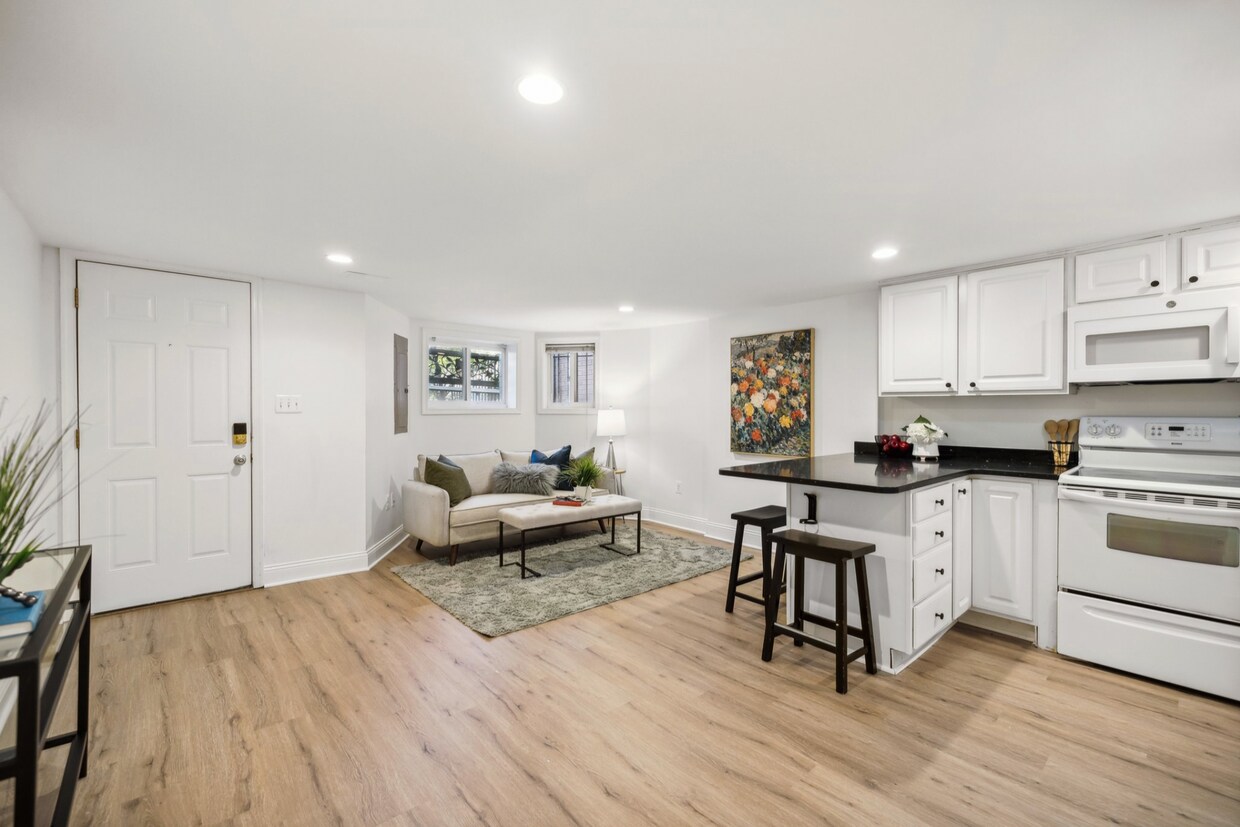 Foto principal - 34 T St NW