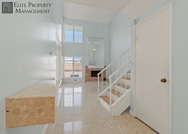 Building Photo - 1409 Athena