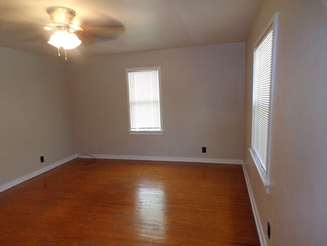 Foto del edificio - Home Coming Soon- 3bedroom; 2 bath