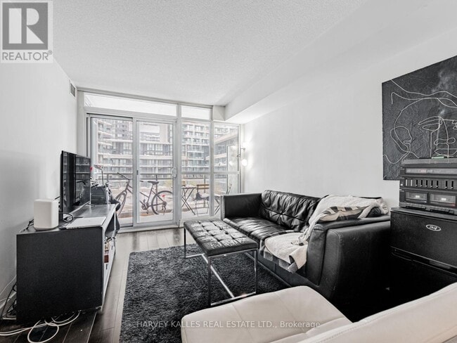 Photo du bâtiment - 10 Capreol Ct