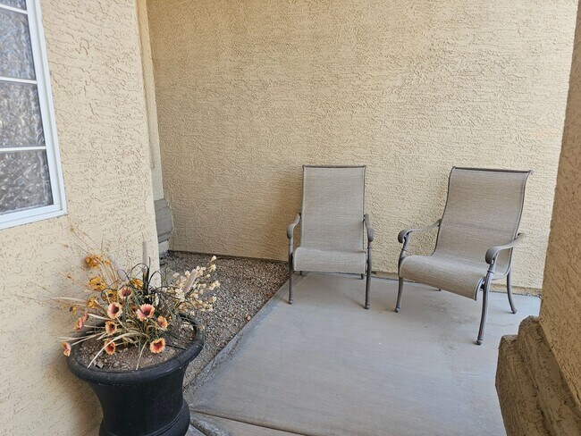 Foto del edificio - Unfurnished Long Term - Photos Coming Soon