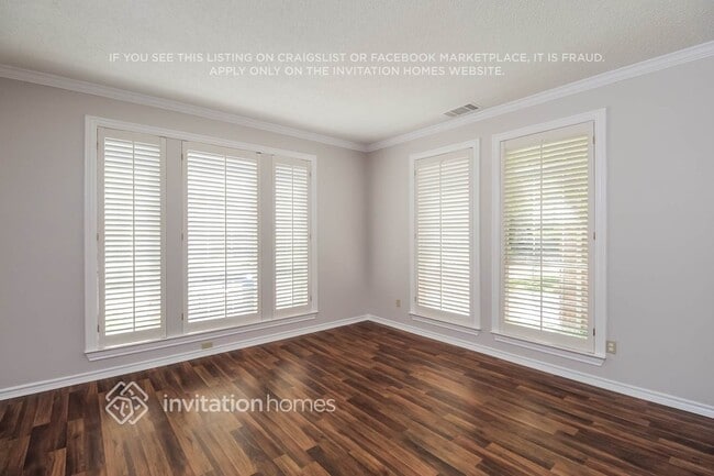 Building Photo - 18749 Vista Del Sol