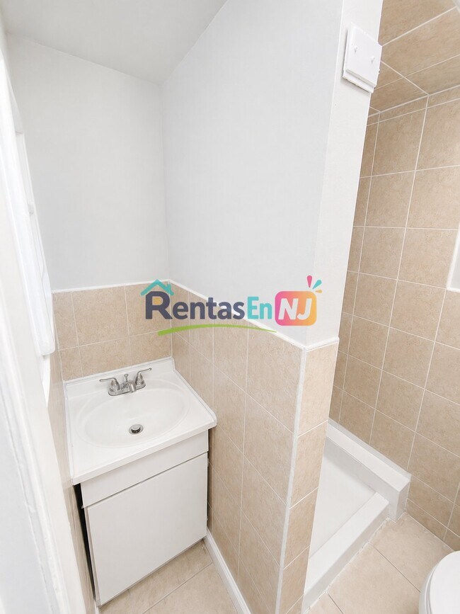 Foto del edificio - 331 E Jersey St