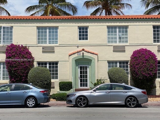 Foto del edificio - 741 15th St