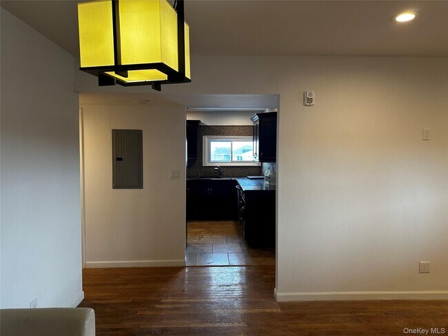 Foto del edificio - 4261 Austin Blvd