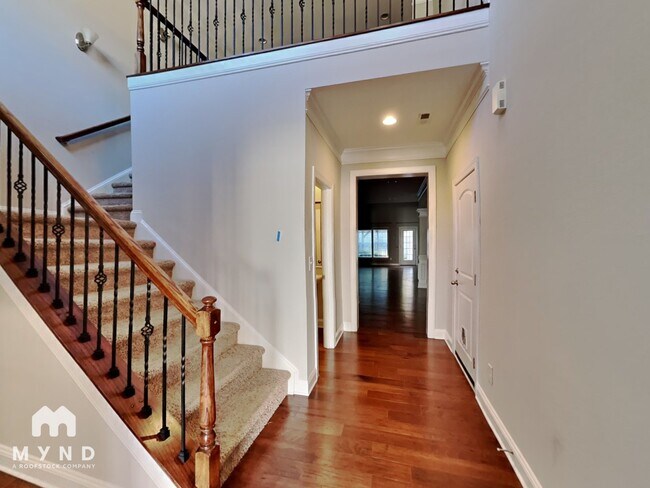 Building Photo - 5113 Pansley Dr