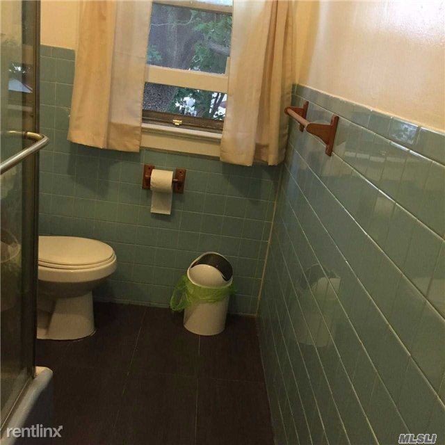 Foto del edificio - 8909 84th St