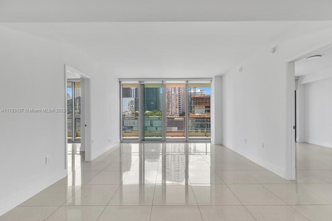 Foto del edificio - 92 SW 3rd St