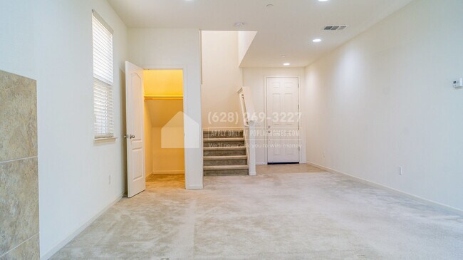 Building Photo - 21 Caspian Way