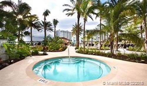 Foto del edificio - 1508 Bay Rd