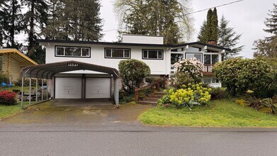 Building Photo - 12527 SE 52nd St