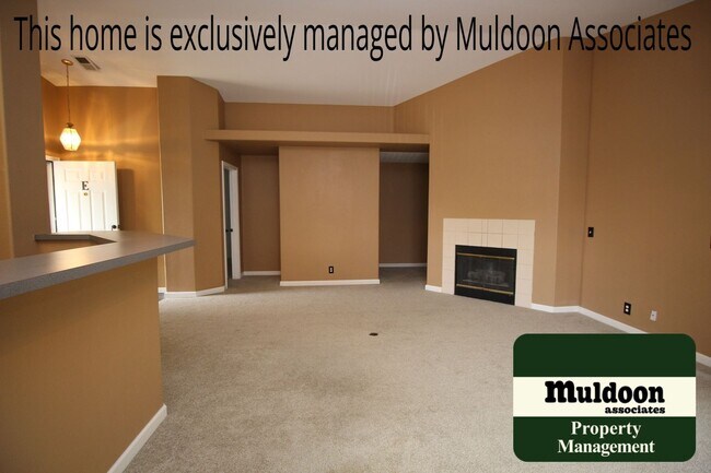 Foto del edificio - Strawberry Field gated community condo wit...