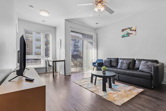 Foto del edificio - 8506 Westfield Blvd