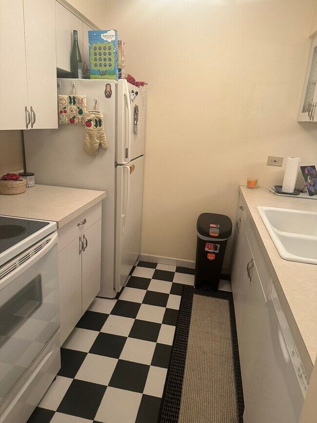 Foto del edificio - 5221 James Ln