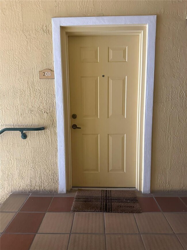 Foto del edificio - 7280 NW 114th Ave