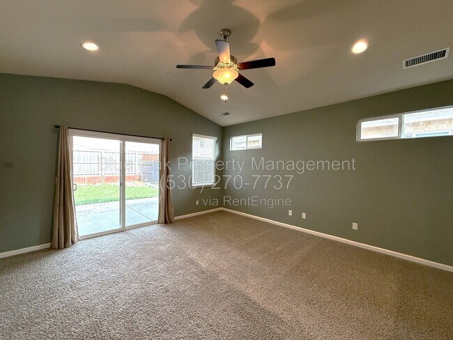 Building Photo - 134 Degarmo Dr
