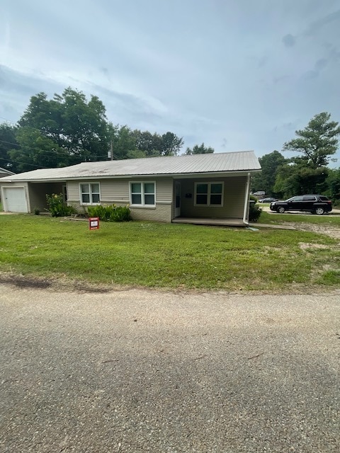 Building Photo - 204 Pekin St