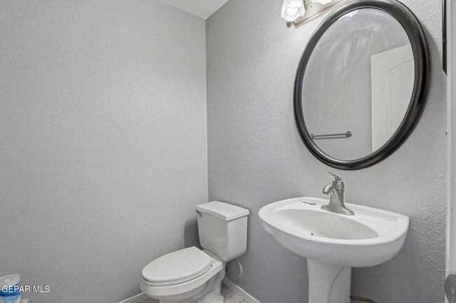 Building Photo - 4321 John B Oblinger Dr