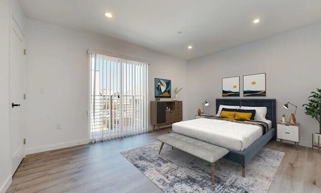 Building Photo - FOR RENT $4200, 4BED 3BATH,Downtown LA