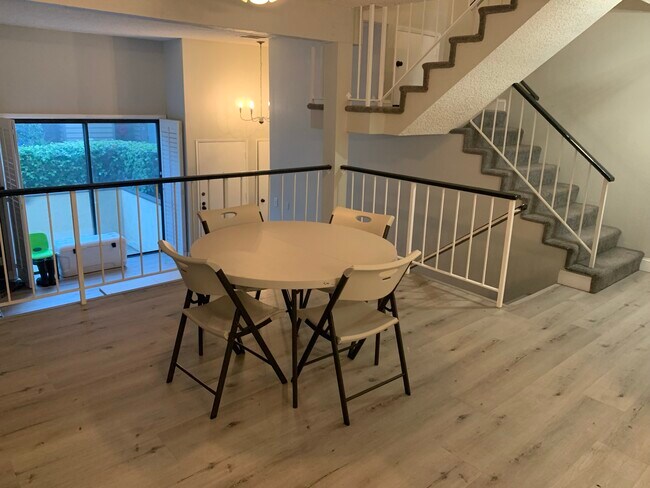 Family room or dining area - 21217 Lassen St
