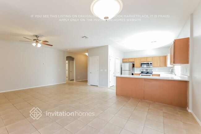 Foto del edificio - 2258 S 88th Dr