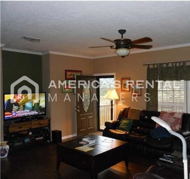 Foto del edificio - Very Nice Custom-Built Home for Rent in Sy...