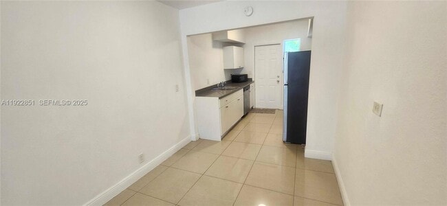 Foto del edificio - 1050 98th St