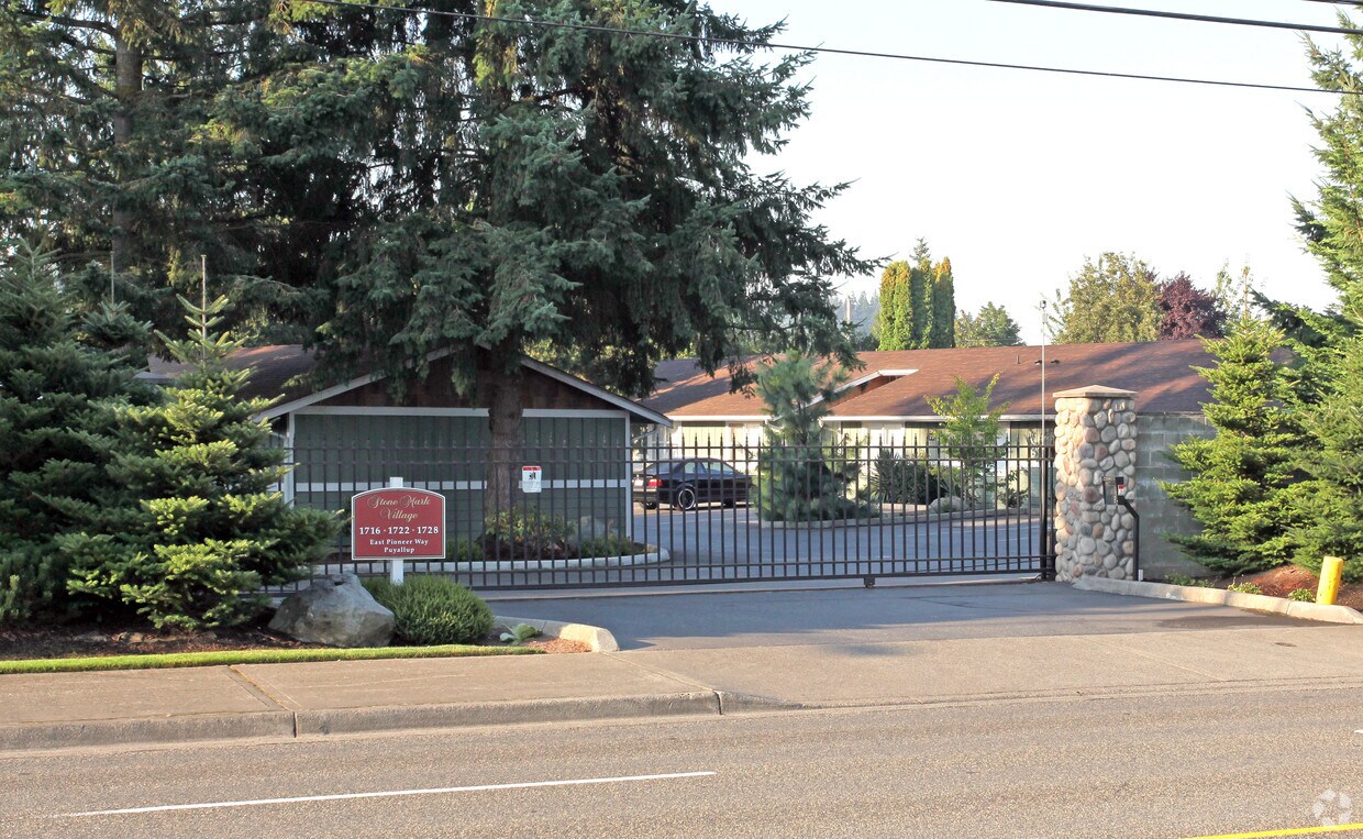 Primary Photo - Stone Mark Village