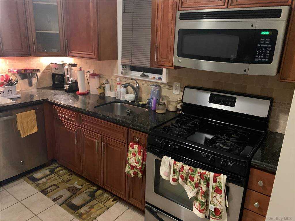 565 Keller Ave, Elmont, NY 11003 House Rental in Elmont, NY