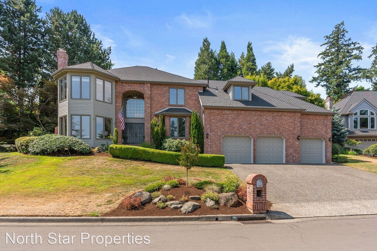 4 br, 3.5 bath House 1178 Tyndall Ct House Rental in Lake Oswego