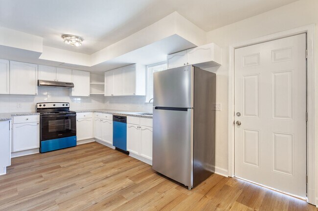 Foto del edificio - 641 Powder Springs St