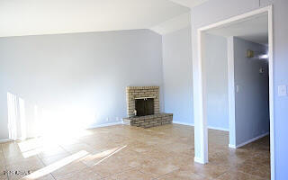 Building Photo - 126 W Loma Vista Dr
