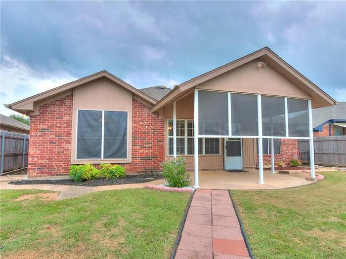 Foto principal - 14001 Land Run Rd