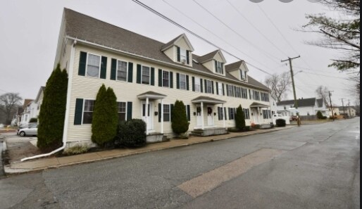 Primary Photo - 25-33 Benson Ave